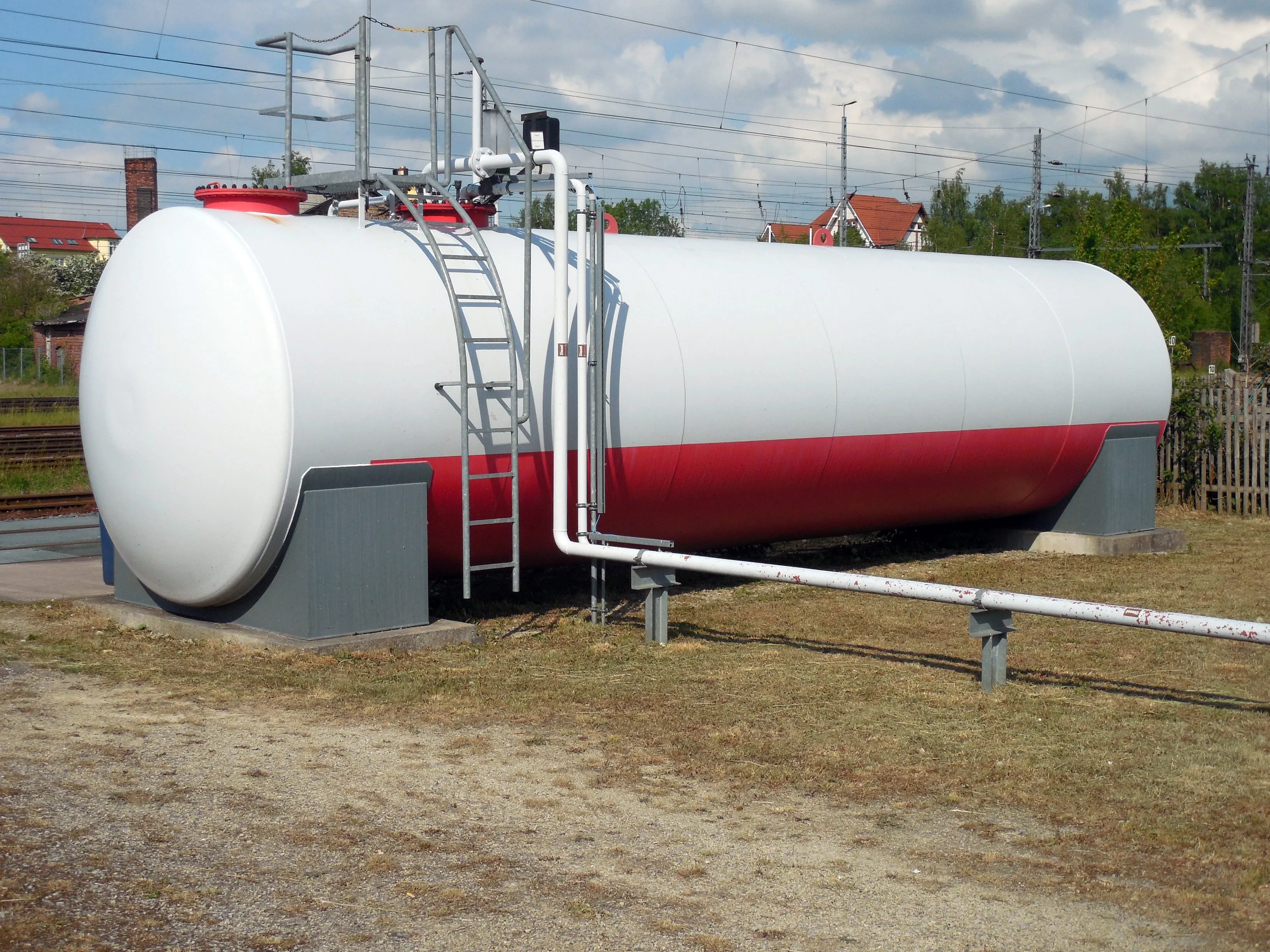 Отстойники воды и нефти купить в Ургенче
